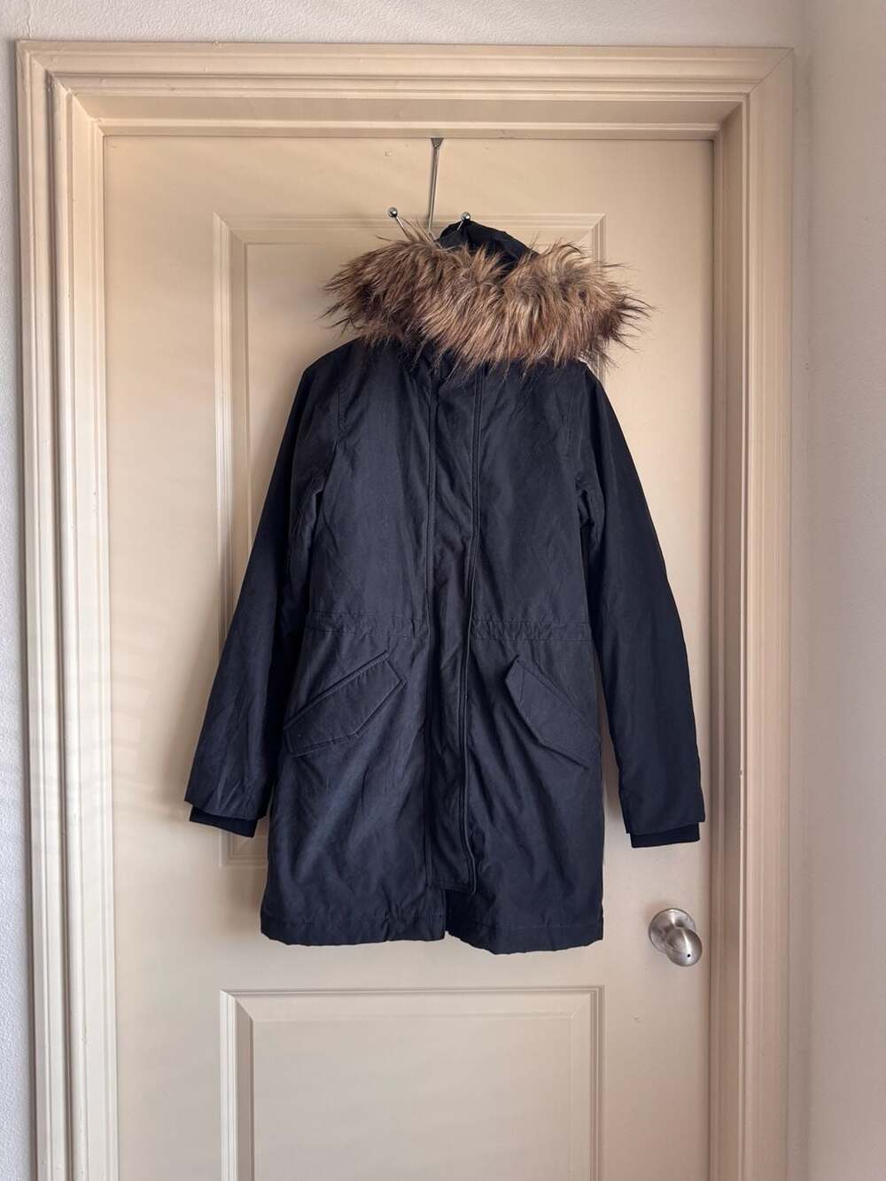 Abercrombie & Fitch Women's navy Parka with Faux Fur Hood Trim Size XS Y2K